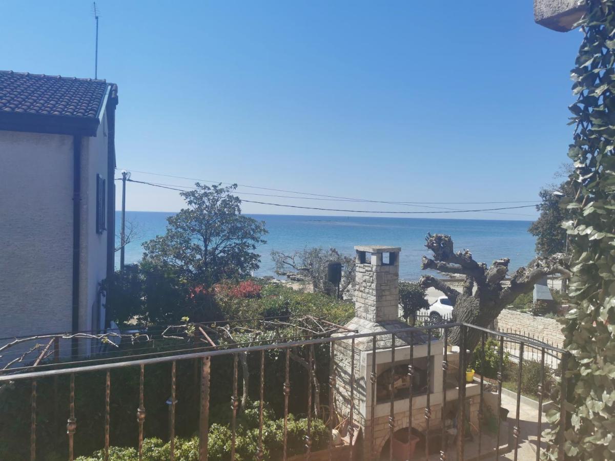 Romantic Apartment For Two On The Sea Замбратия Екстериор снимка