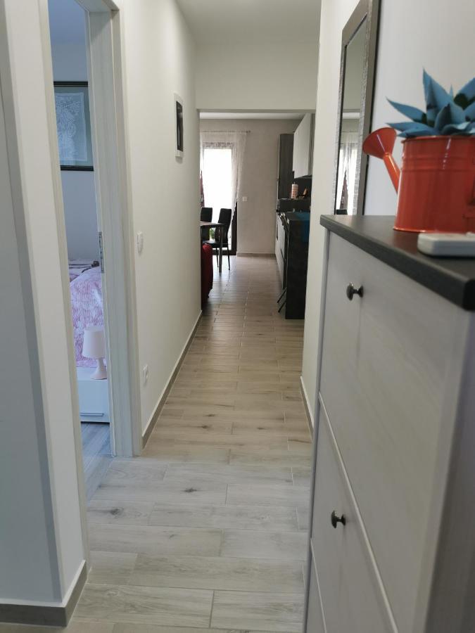 Romantic Apartment For Two On The Sea Замбратия Екстериор снимка