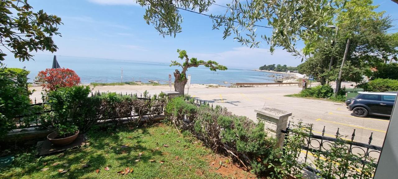 Romantic Apartment For Two On The Sea Замбратия Екстериор снимка